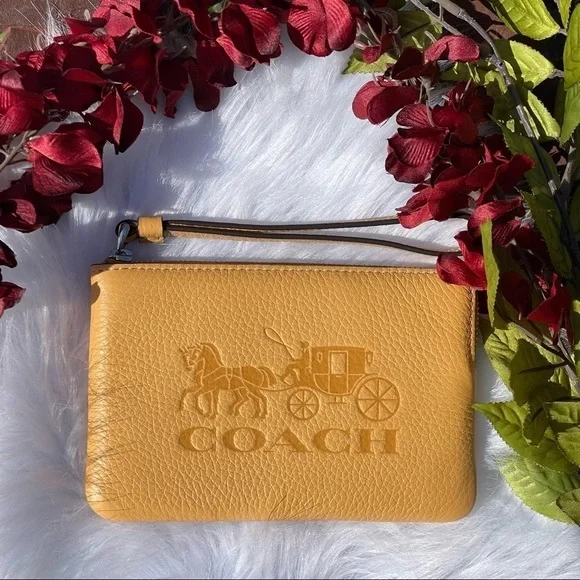 NWT COACH Leather Wristlet With Horse & Carriage Print - Picture 4 of 11
